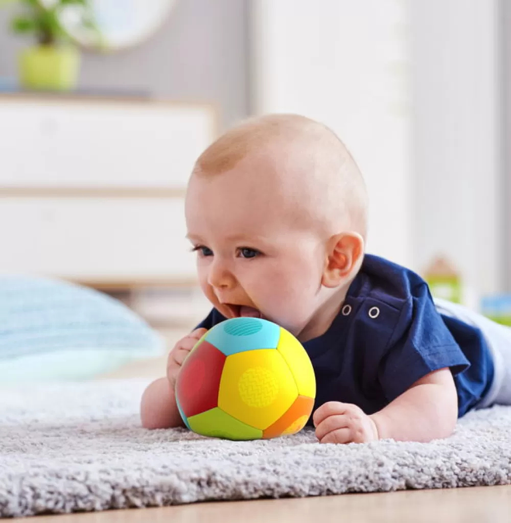 Haba Ball - Regenbogenfarben, 11 Cm Sale