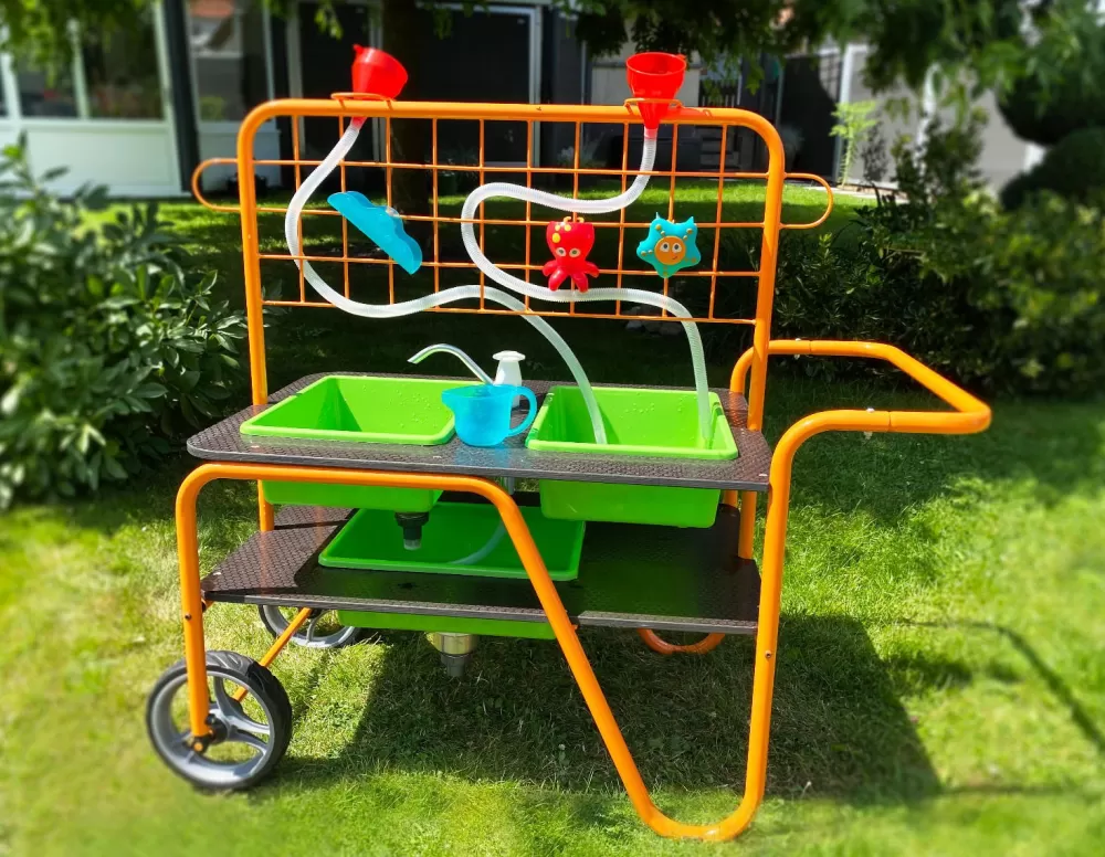 Beleduc Mobiler Gartenspieltisch - Wasser & Sand Discount